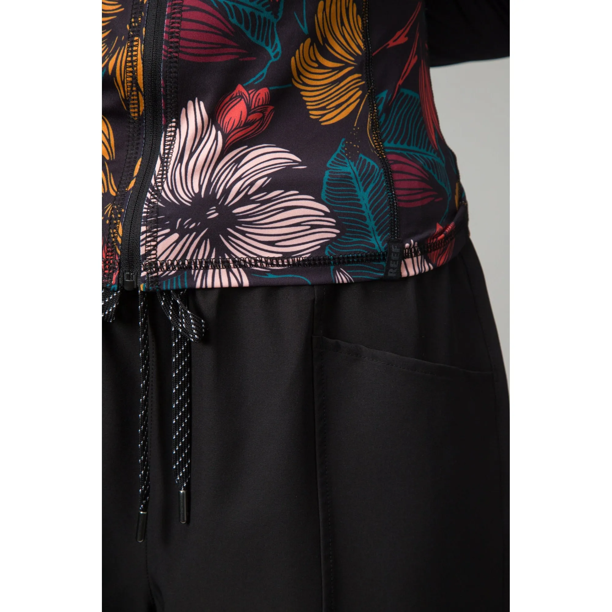 REEF Crest Mock Zip Top UPF 40