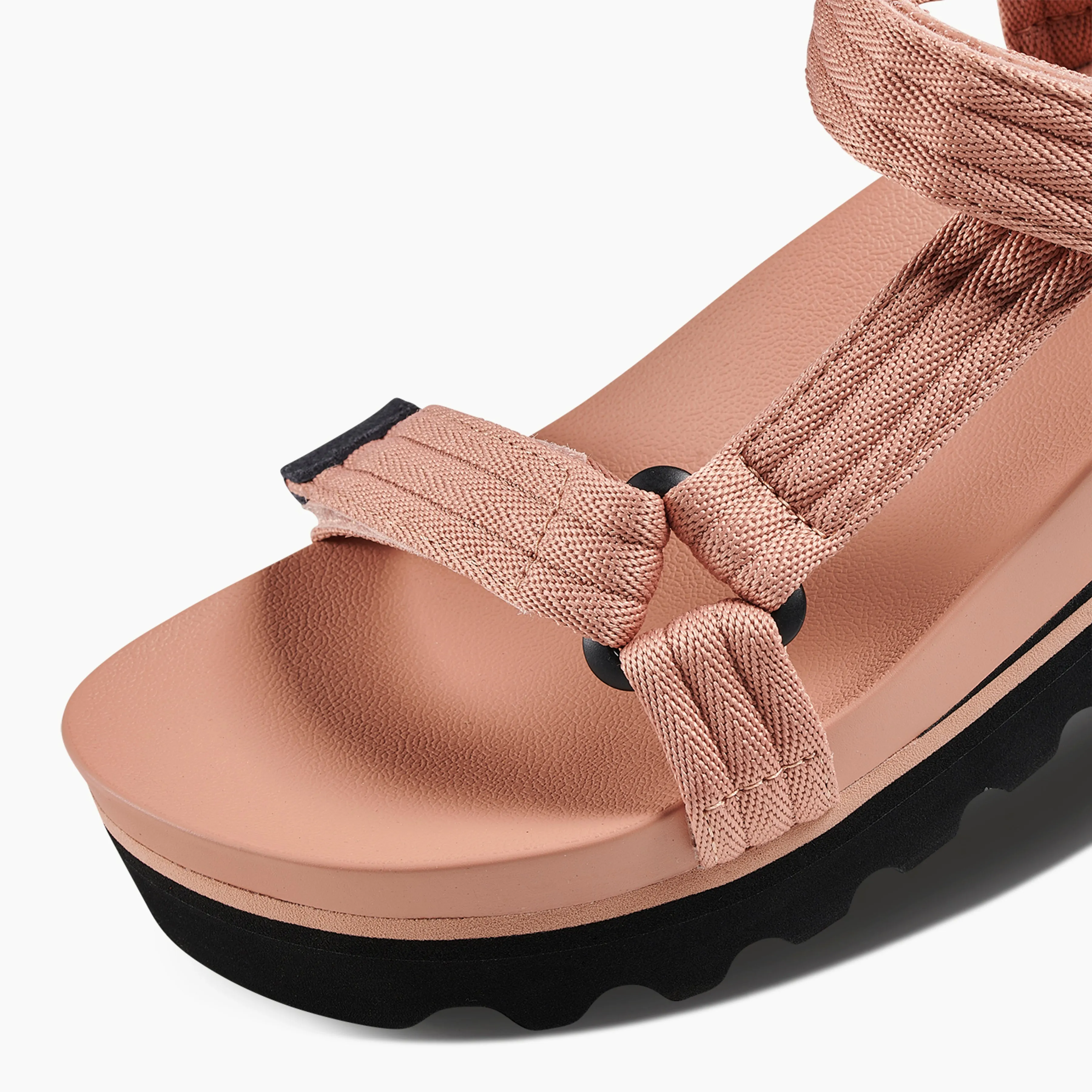 REEF Cushion Rem Hi