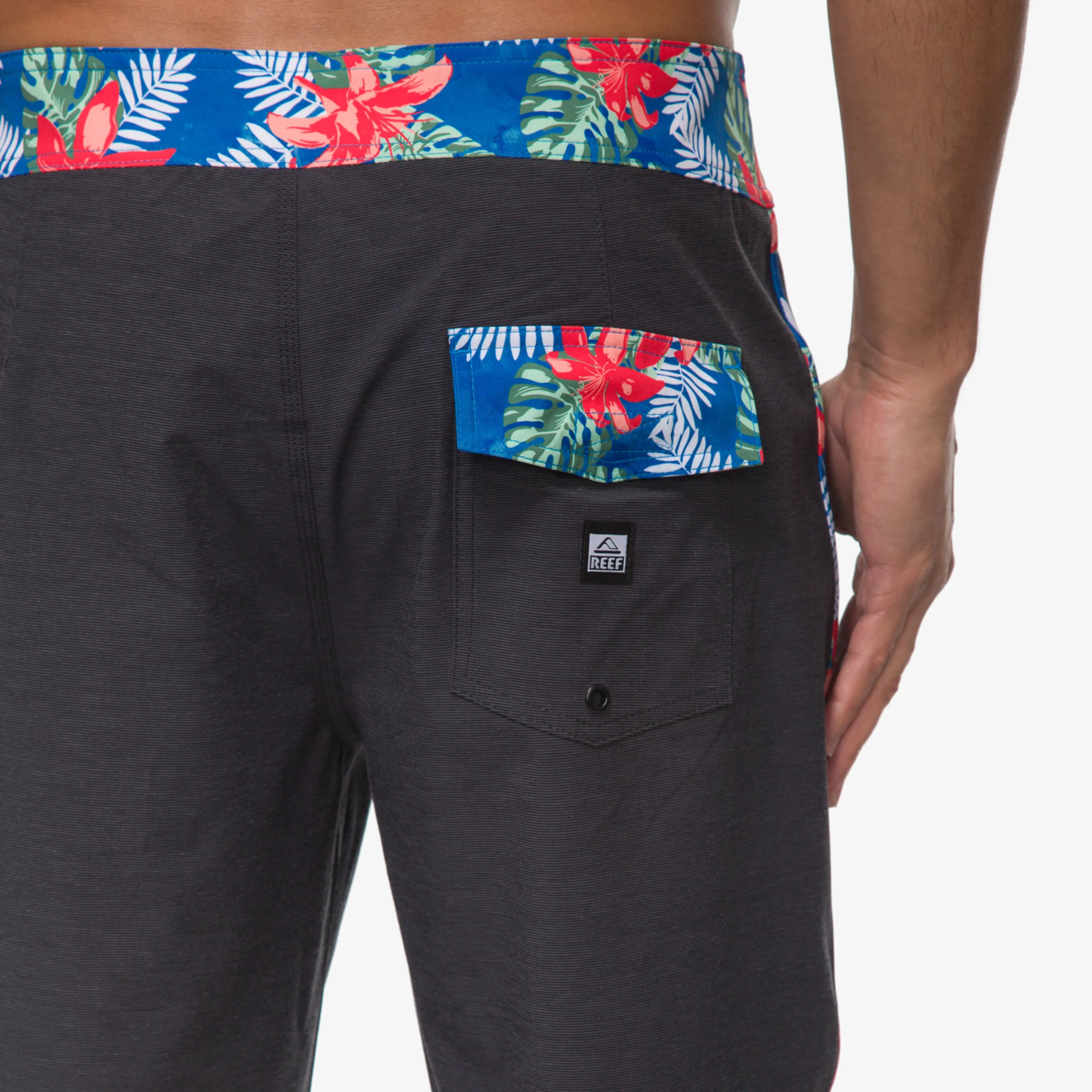 REEF Mullen F/W Wvn Short
