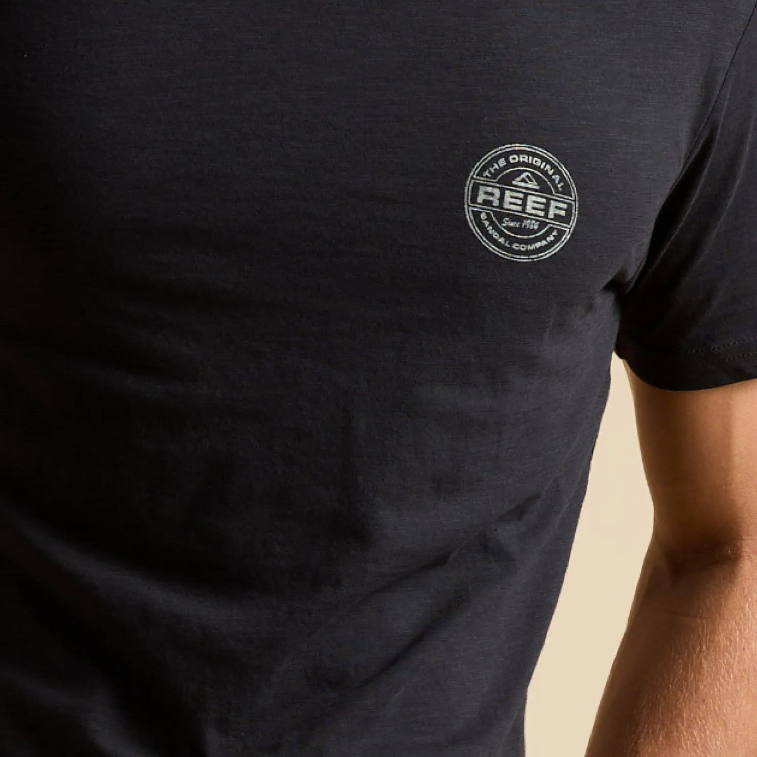 REEF Slick Short Sleeve Tee